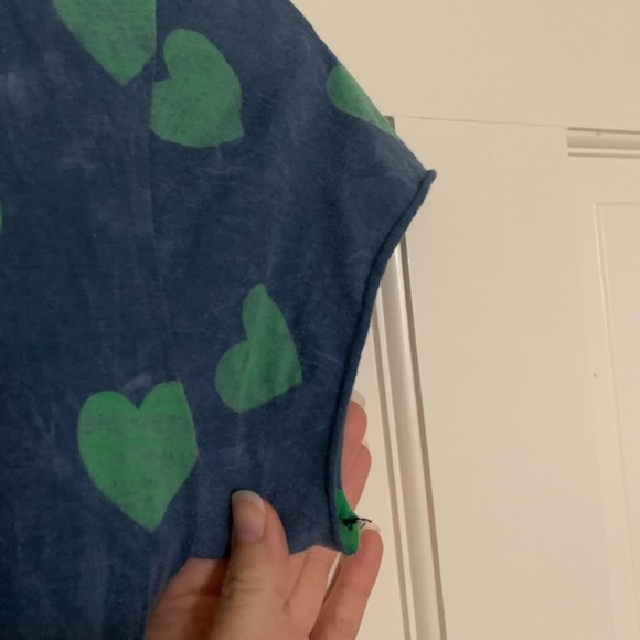 Urban Outfitters / Heart Breaker Tee Shirt - Picture 5 of 8